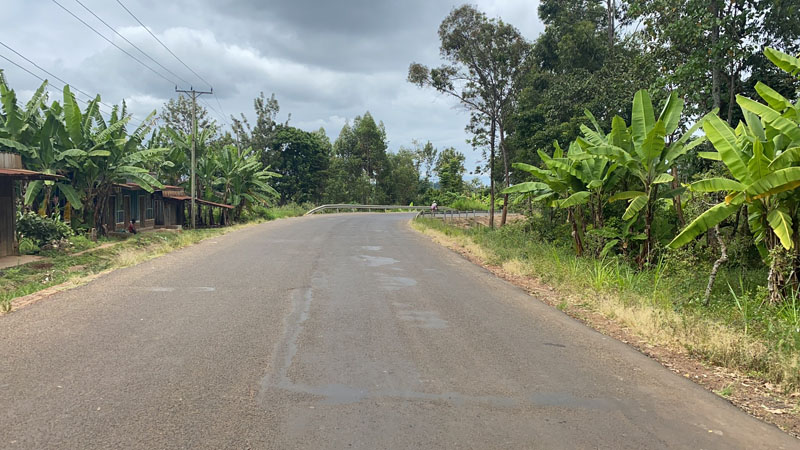 15、肯尼亞RWC251公路項(xiàng)目 (2).jpg